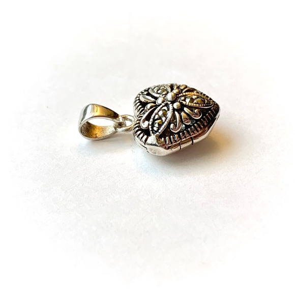 VTG Tiny Silver Marcasite Openwork Puffy Heart Locket Pendant - Picture 3 of 7